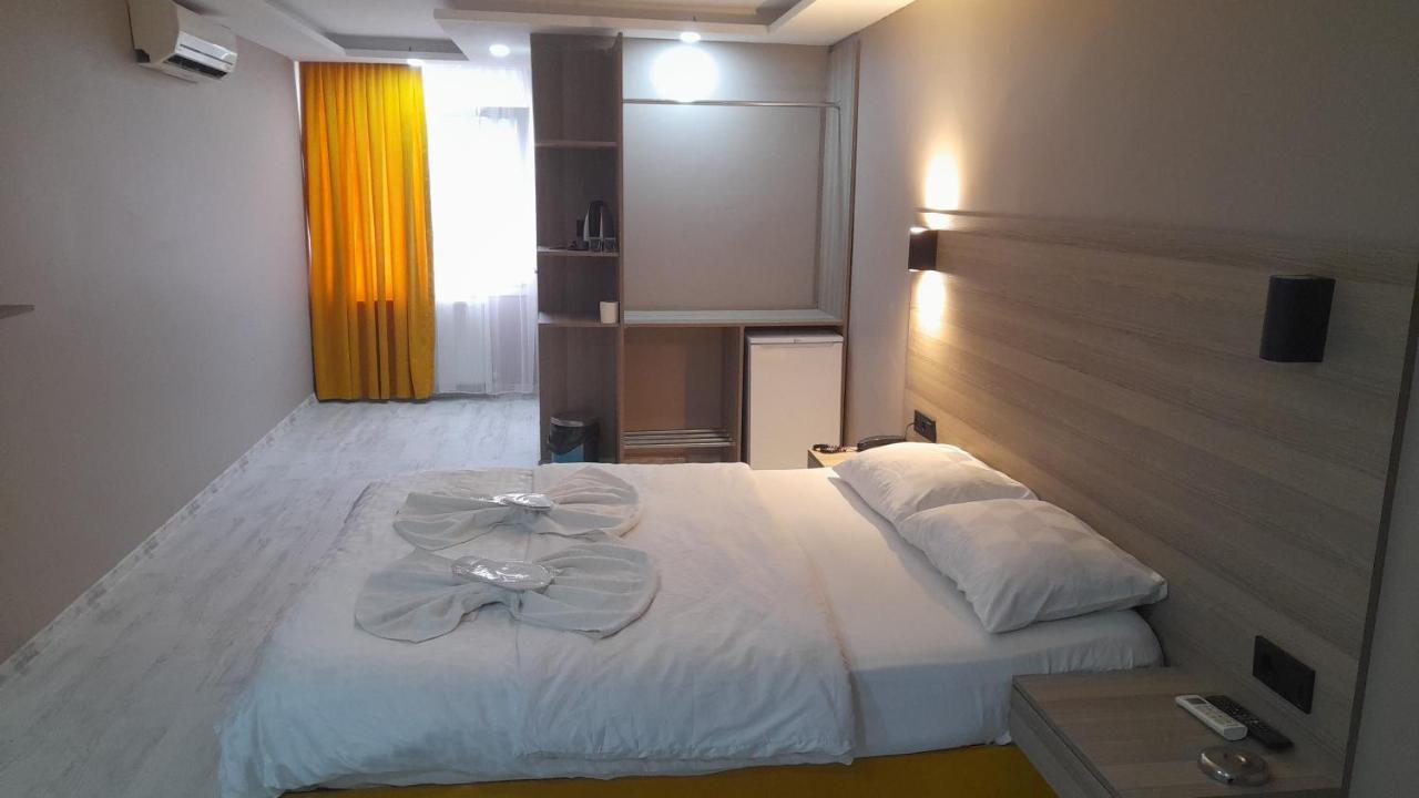 Moon Hotel Sirinevler Istanbul Exterior foto